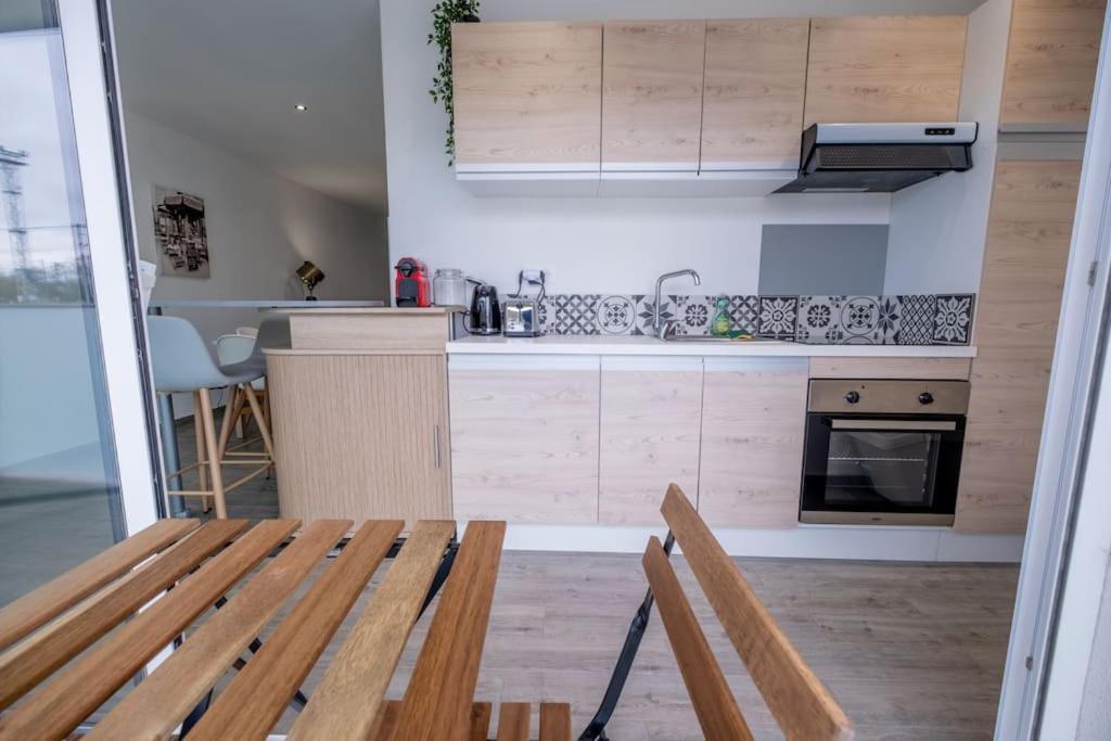 Le Trianon - Parking Prive Appartement Reims Buitenkant foto