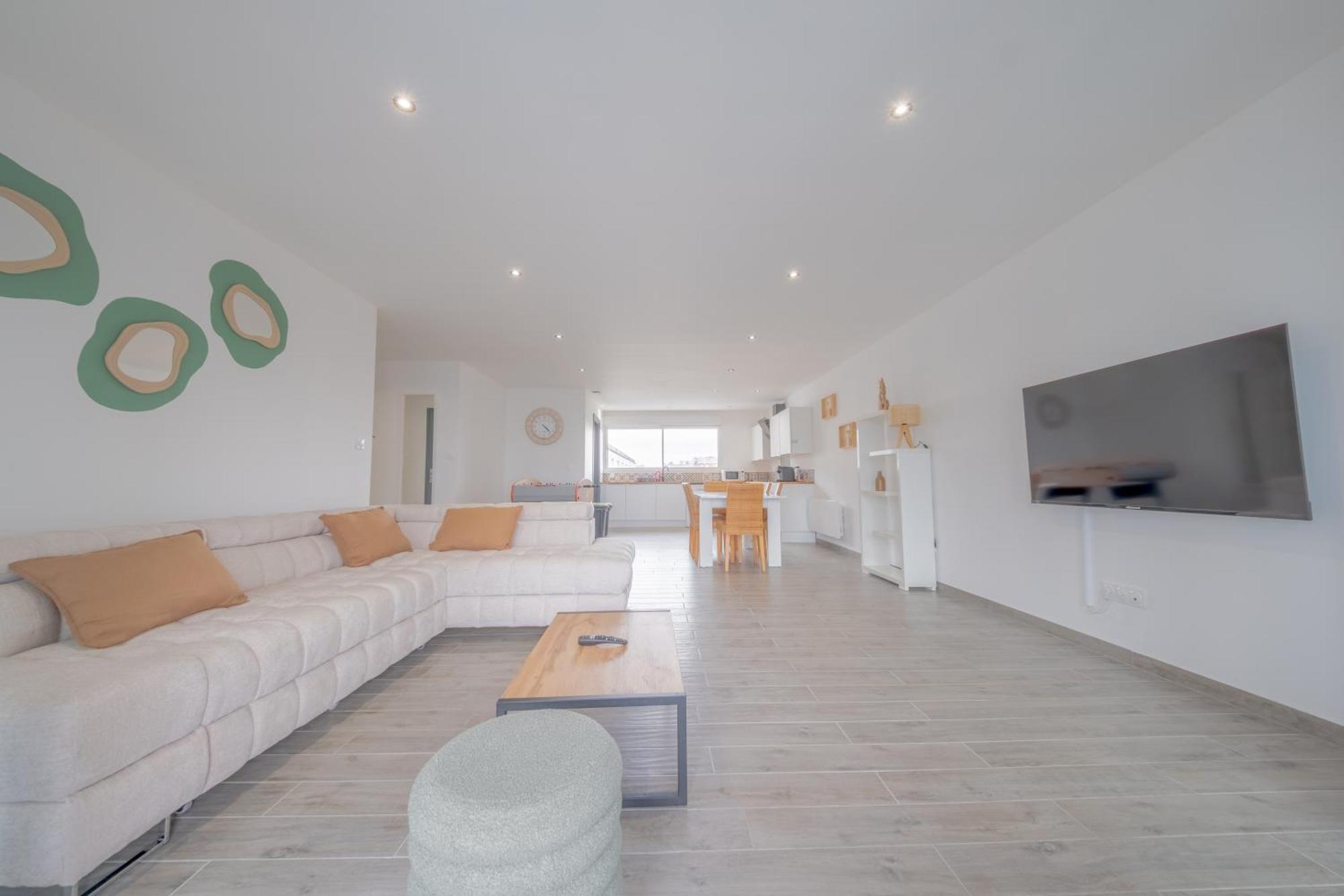 Le Trianon - Parking Prive Appartement Reims Buitenkant foto