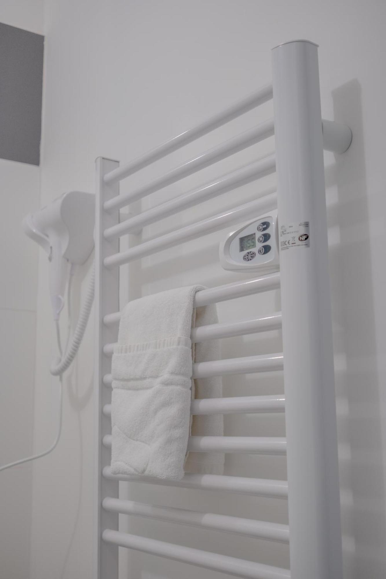 Le Trianon - Parking Prive Appartement Reims Buitenkant foto