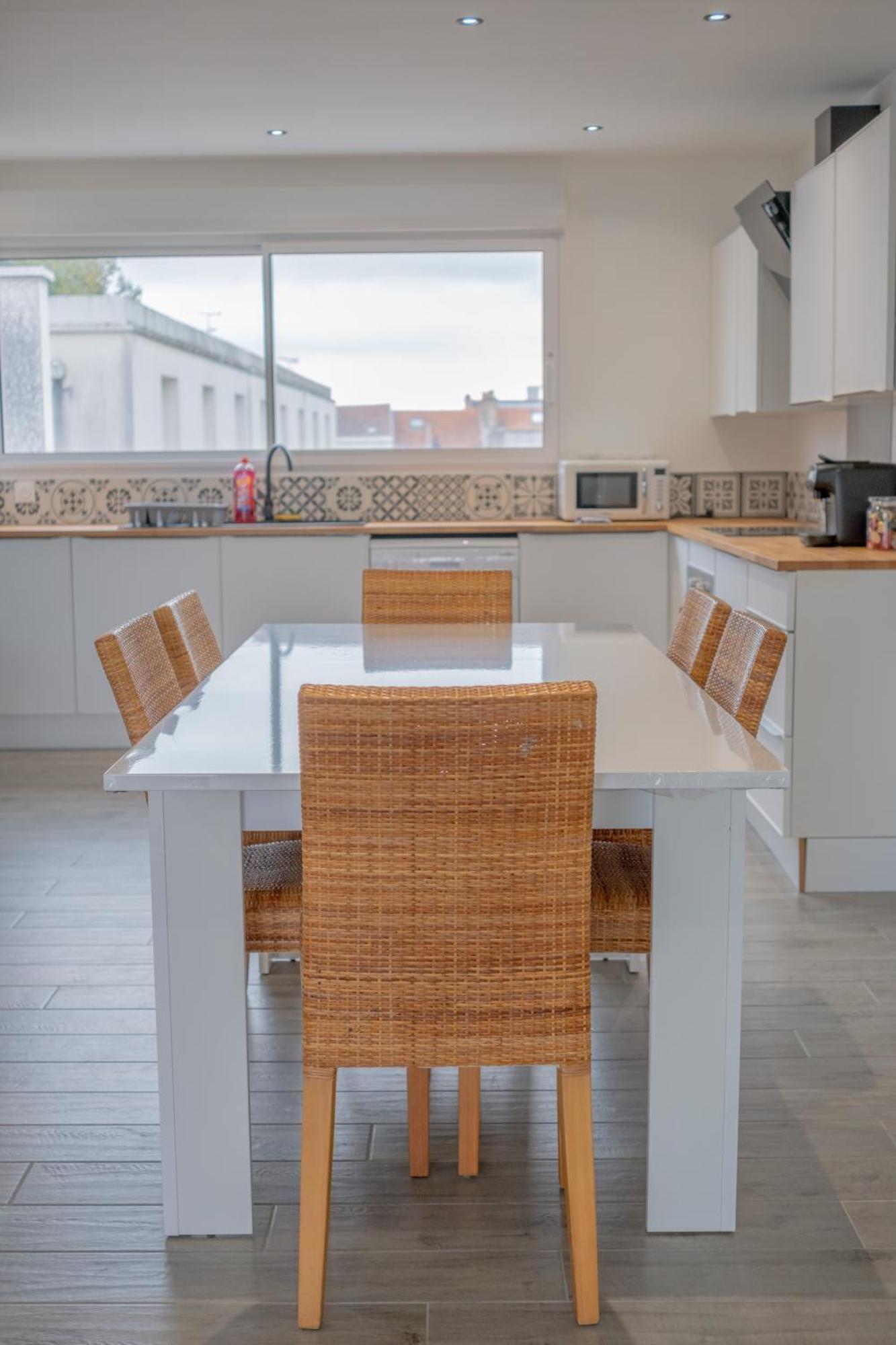 Le Trianon - Parking Prive Appartement Reims Buitenkant foto